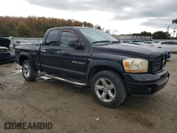 ✅ 2006 Dodge 1500 Laramie • VIN: 1D7HA18266S555209 • Лот: 91864625. Опубликован ранее на Copart с пробегом 151 425 миль. Бесплатный доступ к архиву аукционных продаж из США и подробный отчёт об истории автомобиля на DreamBid. Изображение 4.