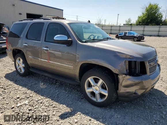 ✅ 2011 Chevrolet Tahoe LTZ • VIN: 1GNSKCE09BR308738 • Lot: 64103695. Listed on Copart with 229,767 mi. Free auction sales archive from the USA and detailed vehicle history report at DreamBid. Image 4.