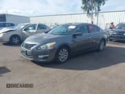 ✅ 2015 Nissan Altima S • VIN: 1N4AL3AP5FN372928 • Lot: 43681648. Listed on IAAI with 128,083 mi. Free auction sales archive from the USA and detailed vehicle history report at DreamBid. Image 17.