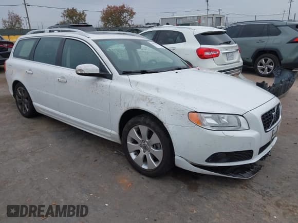 ✅ 2008 Volvo V70 • VIN: YV1BW982281020719 • Lot: 43864028. Wystawiony na IAAI z przebiegiem 128 423 mil. Bezpłatny archiwum sprzedaży aukcyjnych z USA i szczegółowy raport historii pojazdu na DreamBid. Zdjęcie 1.