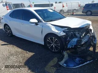 ✅ 2019 Toyota Camry SE • VIN: 4T1B11HK6KU708889 • Lot: 43616550. Listed on IAAI with 151,213 mi. Free auction sales archive from the USA and detailed vehicle history report at DreamBid. Image 1.