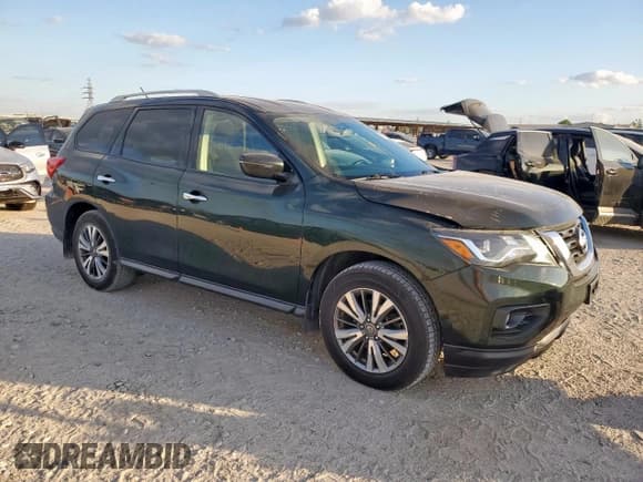 ✅ 2018 Nissan Pathfinder S • VIN: 5N1DR2MM5JC655699 • Lot: 92647835. Wystawiony na Copart z przebiegiem 182 576 mil. Bezpłatny archiwum sprzedaży aukcyjnych z USA i szczegółowy raport historii pojazdu na DreamBid. Zdjęcie 4.