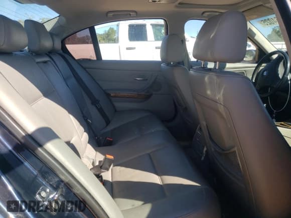 ✅ 2006 BMW 3 Series 330i • VIN: WBAVB33516KS32206 • Lot: 89664025. Listed on Copart with 192,344 mi. Free auction sales archive from the USA and detailed vehicle history report at DreamBid. Image 10.