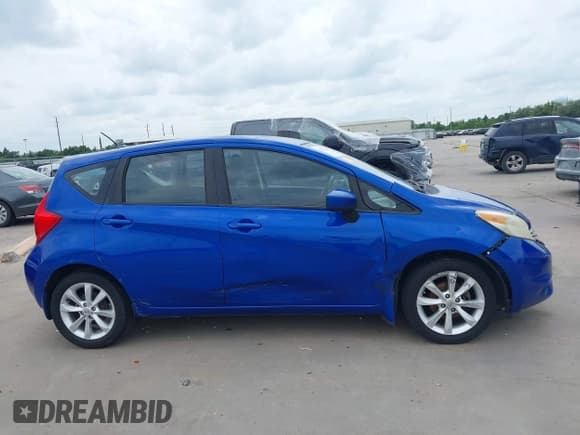 ✅ 2015 Nissan Note SR • VIN: 3N1CE2CP5FL418779 • Lot: 42303224. Listed on IAAI with 190,826 mi. Free auction sales archive from the USA and detailed vehicle history report at DreamBid. Image 13.