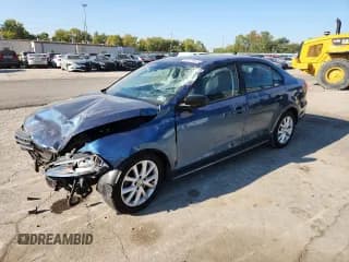 ✅ 2015 Volkswagen Jetta SE • VIN: 3VWD17AJXFM352651 • Lot: 80311455. Listed on Copart with 82,812 mi. Free auction sales archive from the USA and detailed vehicle history report at DreamBid. Image 1.