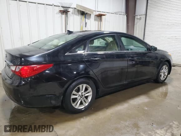 ✅ 2013 Hyundai Sonata GLS • VIN: 5NPEB4AC8DH791404 • Lot: 76331654. Listed on Copart with 110,800 mi. Free auction sales archive from the USA and detailed vehicle history report at DreamBid. Image 3.