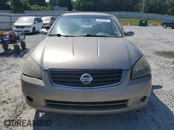 ✅ 2005 Nissan Altima 2.5 • VIN: 1N4AL11D85N418938 • Lot: 82036855. Wystawiony na Copart z przebiegiem 125 333 mil. Bezpłatny archiwum sprzedaży aukcyjnych z USA i szczegółowy raport historii pojazdu na DreamBid. Zdjęcie 5.