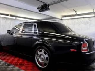 ✅ 2007 Rolls-Royce Phantom • VIN: SCA1S68547UX08408 • Lot: 45595295. Listed on Copart with 27,778 mi. Free auction sales archive from the USA and detailed vehicle history report at DreamBid. Image 4.