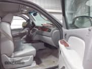 ✅ 2007 Chevrolet Suburban LT • VIN: 1GNFK16367J231735 • Lot: 41324458. Listed on IAAI with 241,822 mi. Free auction sales archive from the USA and detailed vehicle history report at DreamBid. Image 5.