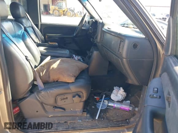 ✅ 2000 Chevrolet Silverado 1500 • VIN: 1GCEK19T5YZ239876 • Лот: 43686063. Опубликован ранее на IAAI с пробегом 481 237 миль. Бесплатный доступ к архиву аукционных продаж из США и подробный отчёт об истории автомобиля на DreamBid. Изображение 5.