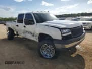 ✅ 2006 Chevrolet Silverado 2500HD Work Truck • VIN: 1GCHC23D46F162546 • Лот: 51618545. Опубликован ранее на Copart с пробегом 307 198 миль. Бесплатный доступ к архиву аукционных продаж из США и подробный отчёт об истории автомобиля на DreamBid. Изображение 4.