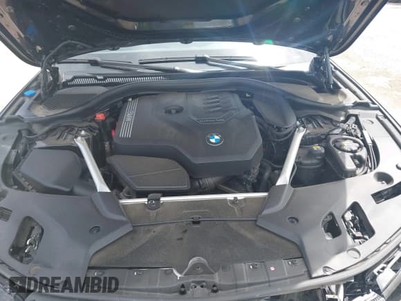 ✅ 2021 BMW 5 Series 530i • VIN: WBA53BH09MWX27909 • Lot: 42315030. Listed on IAAI with 35,238 mi. Free auction sales archive from the USA and detailed vehicle history report at DreamBid. Image 10.