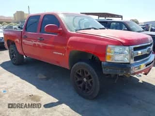2008 Chevrolet Silverado 1500 1LT with VIN 2GCEC13J681320981, listed as a IAAI auction lot 42966939 with 178,230 mi miles and . Bid and sale history available at DreamBid. Image 1.