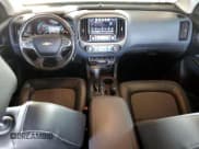 ✅ 2018 Chevrolet Colorado 2WD Z71 • VIN: 1GCGSDEN9J1311118 • Лот: 63455095. Опубликован ранее на Copart с пробегом 113 995 миль. Бесплатный доступ к архиву аукционных продаж из США и подробный отчёт об истории автомобиля на DreamBid. Изображение 8.