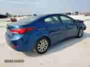 2014 Hyundai Elantra SE z VIN KMHDH4AE0EU113938, wystawiony jako Copart lot #70394065 z przebiegiem 90 020 mil mil oraz Szkoda całkowita • Salvage title. Historia ofert i sprzedaży dostępna na DreamBid. Obrazek 3.