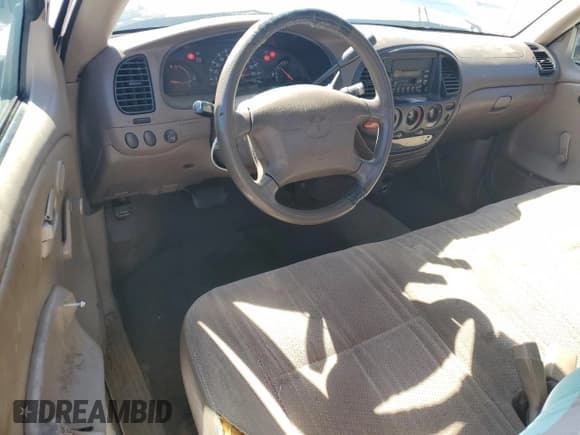 ✅ 2000 Toyota Tundra • VIN: 5TBJN3210YS101991 • Lot: 47898715. Wystawiony na Copart z przebiegiem 230 990 mil. Bezpłatny archiwum sprzedaży aukcyjnych z USA i szczegółowy raport historii pojazdu na DreamBid. Zdjęcie 8.