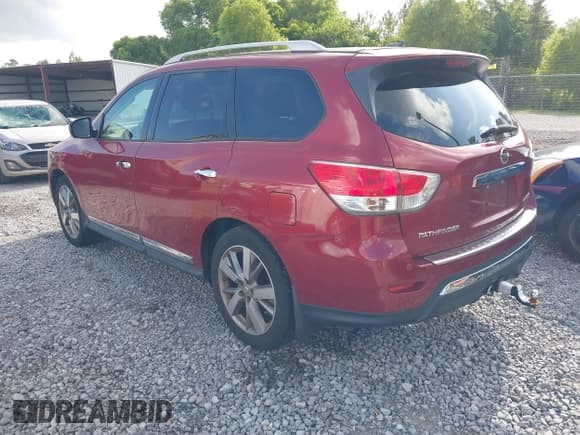 ✅ 2015 Nissan Pathfinder SV • VIN: 5N1AR2MN2FC656246 • Lot: 42518520. Listed on IAAI with 165,532 mi. Free auction sales archive from the USA and detailed vehicle history report at DreamBid. Image 3.
