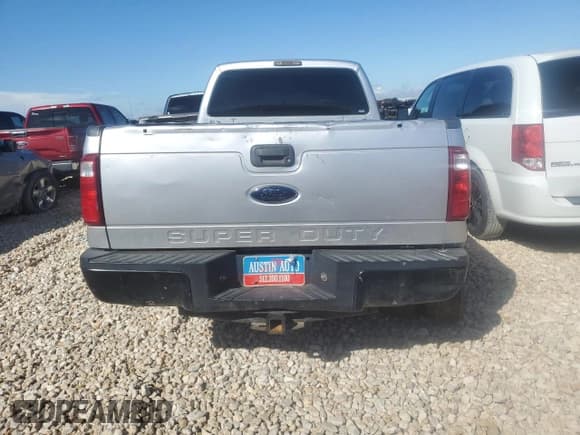 ✅ 2016 Ford F-350 Lariat • VIN: 1FT8W3CT0GEB41947 • Lot: 67415574. Wystawiony na Copart z przebiegiem 225 200 mil. Bezpłatny archiwum sprzedaży aukcyjnych z USA i szczegółowy raport historii pojazdu na DreamBid. Zdjęcie 6.