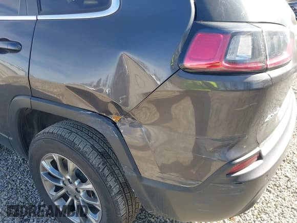 ✅ 2022 Jeep Cherokee Latitude Lux • VIN: 1C4PJMMXXND502301 • Лот: 41584921. Опубликован ранее на IAAI с пробегом 39 934 миль. Бесплатный доступ к архиву аукционных продаж из США и подробный отчёт об истории автомобиля на DreamBid. Изображение 20.