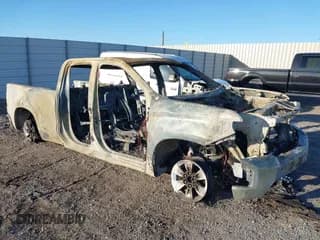 ✅ 2020 Chevrolet Silverado 1500 LT • VIN: 1GCRYDEDXLZ249487 • Lot: 43506676. Listed on IAAI with Not provided. Free auction sales archive from the USA and detailed vehicle history report at DreamBid. Image 1.