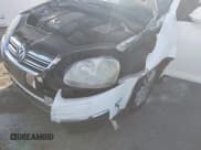 ✅ 2007 Volkswagen Jetta • VIN: 3VWGG71K47M076277 • Лот: 41356422. Опубликован ранее на IAAI с пробегом 176 821 миль. Бесплатный доступ к архиву аукционных продаж из США и подробный отчёт об истории автомобиля на DreamBid. Изображение 6.