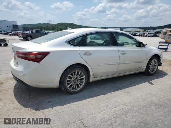 ✅ 2018 Toyota Avalon Hybrid XLE Plus • VIN: 4T1BD1EB6JU063915 • Lot: 68466675. Wystawiony na Copart z przebiegiem 182 433 mil. Bezpłatny archiwum sprzedaży aukcyjnych z USA i szczegółowy raport historii pojazdu na DreamBid. Zdjęcie 3.