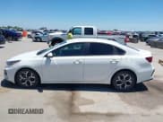 ✅ 2020 Kia Forte LXS • VIN: 3KPF24AD4LE248213 • Лот: 42290261. Опубликован ранее на IAAI с пробегом 21 722 миль. Бесплатный доступ к архиву аукционных продаж из США и подробный отчёт об истории автомобиля на DreamBid. Изображение 14.