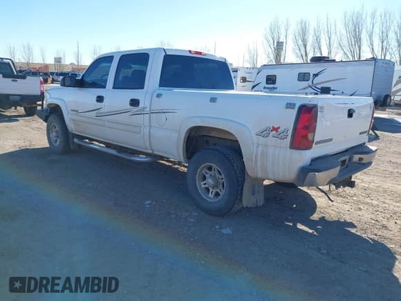 ✅ 2004 Chevrolet Silverado 2500HD LT3 • VIN: 1GCHK23G24F129507 • Лот: 41424301. Опубликован ранее на IAAI с пробегом 186 601 миль. Бесплатный доступ к архиву аукционных продаж из США и подробный отчёт об истории автомобиля на DreamBid. Изображение 3.