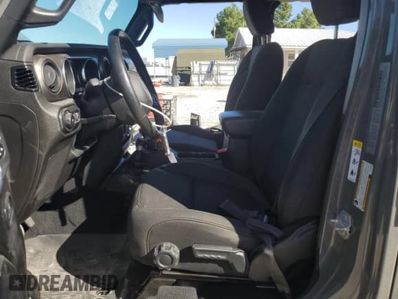 ✅ 2020 Jeep Wrangler Unlimited Sport S • VIN: 1C4HJXDG1LW107365 • Lot: 87246575. Listed on Copart with 58,283 mi. Free auction sales archive from the USA and detailed vehicle history report at DreamBid. Image 7.