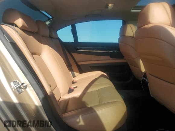 ✅ 2009 BMW 7 Series 750Li • VIN: WBAKB83509CY58702 • Lot: 70148755. Listed on Copart with 124,804 mi. Free auction sales archive from the USA and detailed vehicle history report at DreamBid. Image 10.