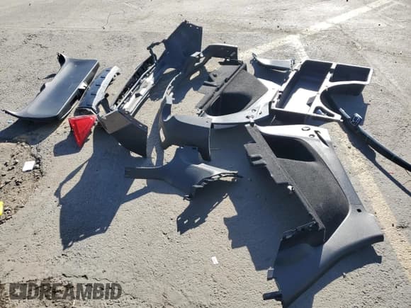 ✅ 2021 Honda Passport EX-L • VIN: 5FNYF8H58MB026336 • Lot: 89827295. Wystawiony na Copart z przebiegiem 89 955 mil. Bezpłatny archiwum sprzedaży aukcyjnych z USA i szczegółowy raport historii pojazdu na DreamBid. Zdjęcie 13.