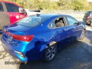 ✅ 2021 Kia Forte LXS • VIN: 3KPF24AD4ME376128 • Lot: 43453388. Wystawiony na IAAI z przebiegiem 34 173 mil. Bezpłatny archiwum sprzedaży aukcyjnych z USA i szczegółowy raport historii pojazdu na DreamBid. Zdjęcie 4.