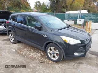 ✅ 2015 Ford Escape SE • VIN: 1FMCU0G7XFUA22704 • Lot: 43600574. Wystawiony na IAAI z przebiegiem 202 041 mil. Bezpłatny archiwum sprzedaży aukcyjnych z USA i szczegółowy raport historii pojazdu na DreamBid. Zdjęcie 1.