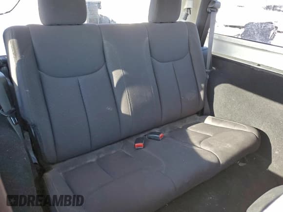 ✅ 2017 Jeep Wrangler Sport • VIN: 1C4AJWAGXHL571442 • Lot: 92818995. Listed on Copart with 146,059 mi. Free auction sales archive from the USA and detailed vehicle history report at DreamBid. Image 10.