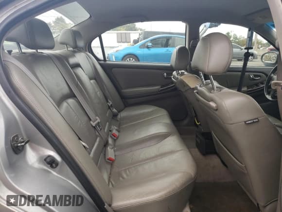 ✅ 2001 Infiniti I30 Luxury • VIN: JNKCA31A81T029232 • Лот: 75839904. Опубликован ранее на Copart с пробегом 197 612 миль. Бесплатный доступ к архиву аукционных продаж из США и подробный отчёт об истории автомобиля на DreamBid. Изображение 10.