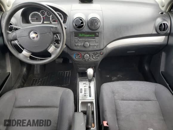 2009 Chevrolet Aveo 1LT z VIN KL1TD56E49B375528, wystawiony jako Copart lot #41347065 z przebiegiem 200 802 mil mil oraz Czysty tytuł • Clean title. Historia ofert i sprzedaży dostępna na DreamBid. Obrazek 8.