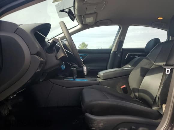 ✅ 2017 Nissan Altima SR • VIN: 1N4AL3APXHC267798 • Lot: 57521915. Listed on Copart with 114,631 mi. Free auction sales archive from the USA and detailed vehicle history report at DreamBid. Image 7.