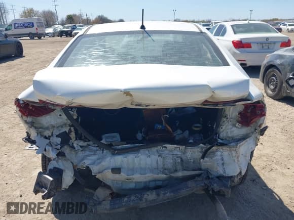 ✅ 2018 Hyundai Accent SE • VIN: 3KPC24A37JE026210 • Lot: 41753981. Wystawiony na IAAI z przebiegiem 136 056 mil. Bezpłatny archiwum sprzedaży aukcyjnych z USA i szczegółowy raport historii pojazdu na DreamBid. Zdjęcie 16.