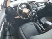 ✅ 2019 MINI Hardtop Cooper • VIN: WMWXP5C52K2H29896 • Lot: 85203395. Listed on Copart with 38,913 mi. Free auction sales archive from the USA and detailed vehicle history report at DreamBid. Image 8.