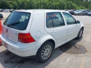 ✅ 2003 Volkswagen Golf GLS • VIN: 9BWGP61J334052391 • Lot: 42757543. Wystawiony na IAAI z przebiegiem 148 350 mil. Bezpłatny archiwum sprzedaży aukcyjnych z USA i szczegółowy raport historii pojazdu na DreamBid. Zdjęcie 4.