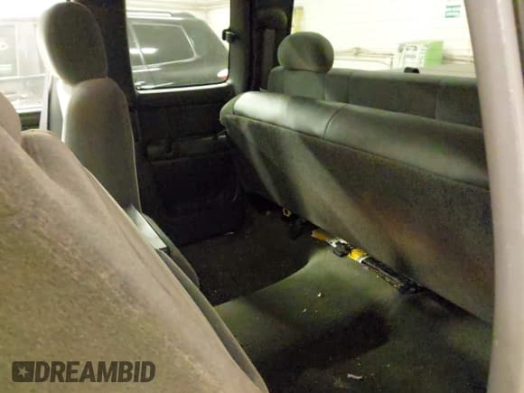 ✅ 2003 Chevrolet Silverado 1500 LS • VIN: 2GCEK19TX31116804 • Лот: 43624109. Опубликован ранее на IAAI с пробегом Не указан. Бесплатный доступ к архиву аукционных продаж из США и подробный отчёт об истории автомобиля на DreamBid. Изображение 8.