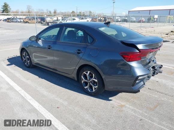 ✅ 2020 Kia Forte LXS • VIN: 3KPF24AD3LE183452 • Лот: 43560580. Опубликован ранее на IAAI с пробегом 83 285 миль. Бесплатный доступ к архиву аукционных продаж из США и подробный отчёт об истории автомобиля на DreamBid. Изображение 3.