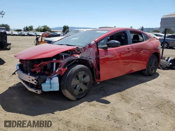 2025 Toyota Prius SE с VIN JTDACACU6S3046868, выставлен на аукционе Copart как лот 69399085 с пробегом 269 миль миль и Списание • Salvage title. История ставок и продаж доступна на DreamBid. Изображение 1.