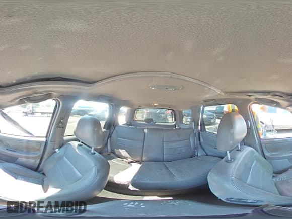 ✅ 2002 Ford Escape XLT Choice • VIN: 1FMYU04162KB44584 • Lot: 71087815. Listed on Copart with 177,330 mi. Free auction sales archive from the USA and detailed vehicle history report at DreamBid. Image 15.