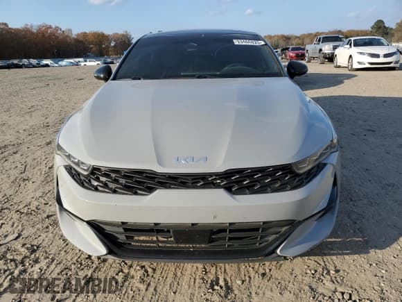 ✅ 2022 Kia K5 GT-Line • VIN: 5XXG64J20NG097520 • Lot: 93466825. Wystawiony na Copart z przebiegiem 81 718 mil. Bezpłatny archiwum sprzedaży aukcyjnych z USA i szczegółowy raport historii pojazdu na DreamBid. Zdjęcie 5.
