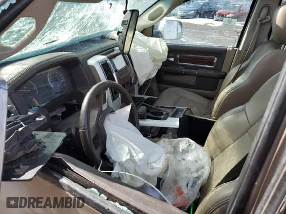 2010 Dodge 1500 Laramie с VIN 1D7RV1GT3AS113497, выставлен на аукционе Copart как лот 46864375 с пробегом Не указан миль и Чистый • Clean title. История ставок и продаж доступна на DreamBid. Изображение 7.