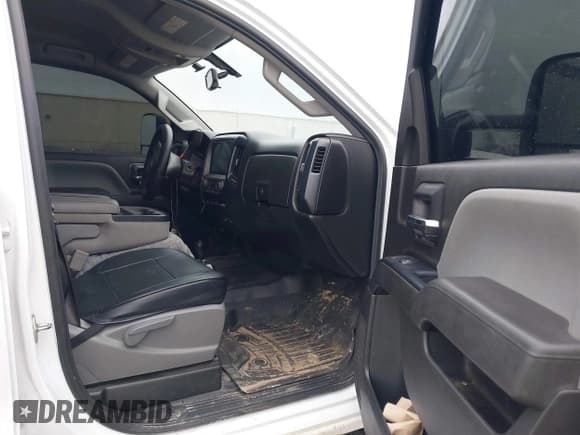 ✅ 2017 Chevrolet Silverado 2500HD Work Truck • VIN: 1GC1KUEG5HF222795 • Lot: 41717477. Wystawiony na IAAI z przebiegiem 223 784 mil. Bezpłatny archiwum sprzedaży aukcyjnych z USA i szczegółowy raport historii pojazdu na DreamBid. Zdjęcie 5.