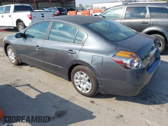 ✅ 2010 Nissan Altima S • VIN: 1N4AL2AP0AN465035 • Лот: 43445960. Опубликован ранее на IAAI с пробегом 125 153 миль. Бесплатный доступ к архиву аукционных продаж из США и подробный отчёт об истории автомобиля на DreamBid. Изображение 3.