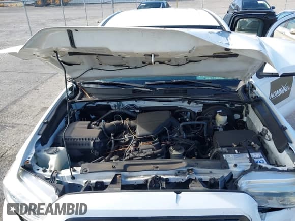 ✅ 2017 Toyota Tacoma SR • VIN: 5TFRX5GN1HX081966 • Lot: 43105004. Wystawiony na IAAI z przebiegiem 96 483 mil. Bezpłatny archiwum sprzedaży aukcyjnych z USA i szczegółowy raport historii pojazdu na DreamBid. Zdjęcie 10.