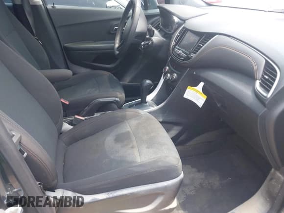 ✅ 2022 Chevrolet Trax LS • VIN: KL7CJNSM8NB512265 • Лот: 42681858. Опубликован ранее на IAAI с пробегом 29 307 миль. Бесплатный доступ к архиву аукционных продаж из США и подробный отчёт об истории автомобиля на DreamBid. Изображение 5.